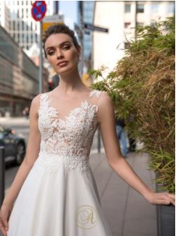 Designer Says Brides Getting Creative With Their Wedding Dresses