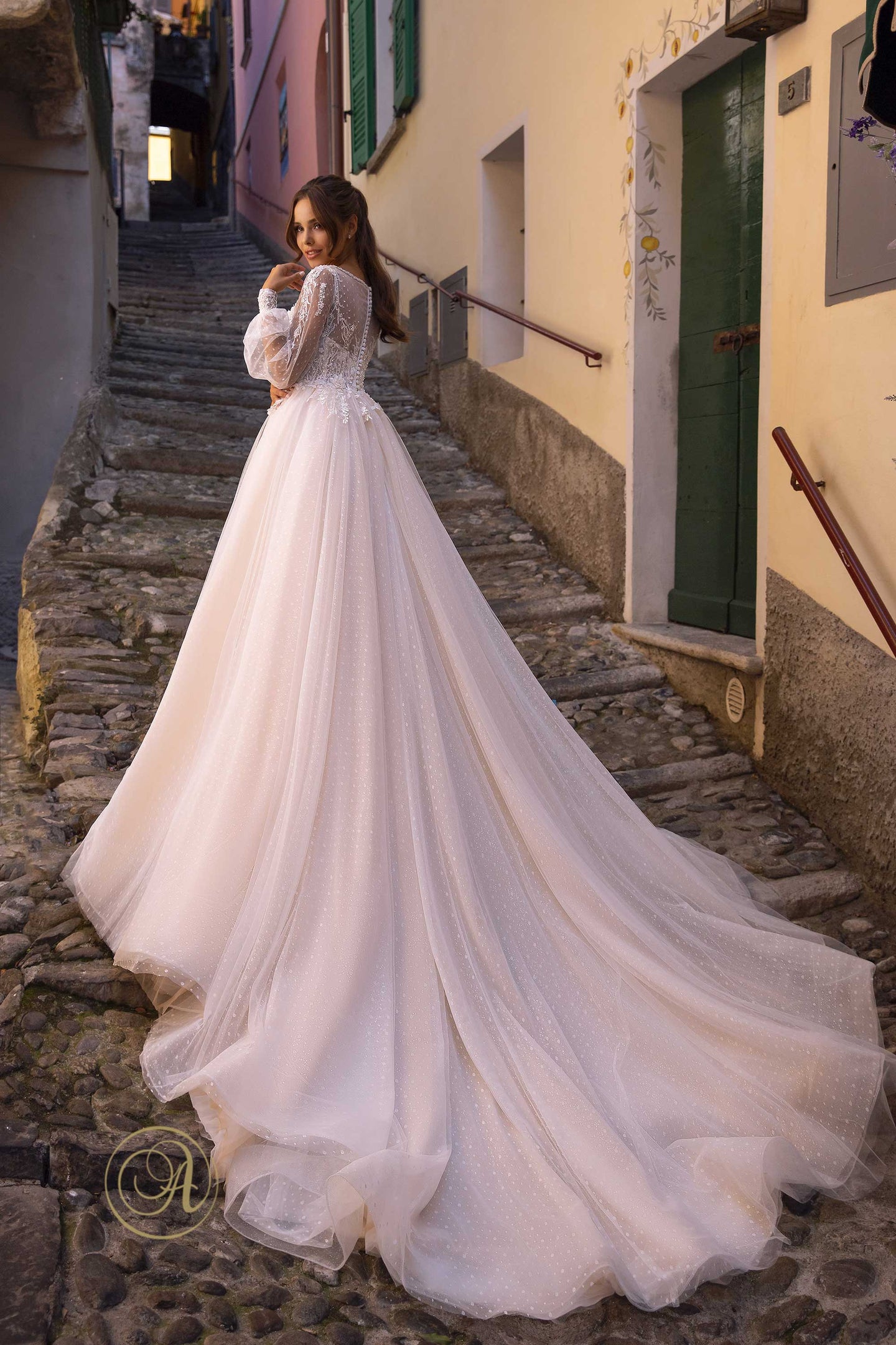 Elegance - 5038 - Aeternum Bridal
